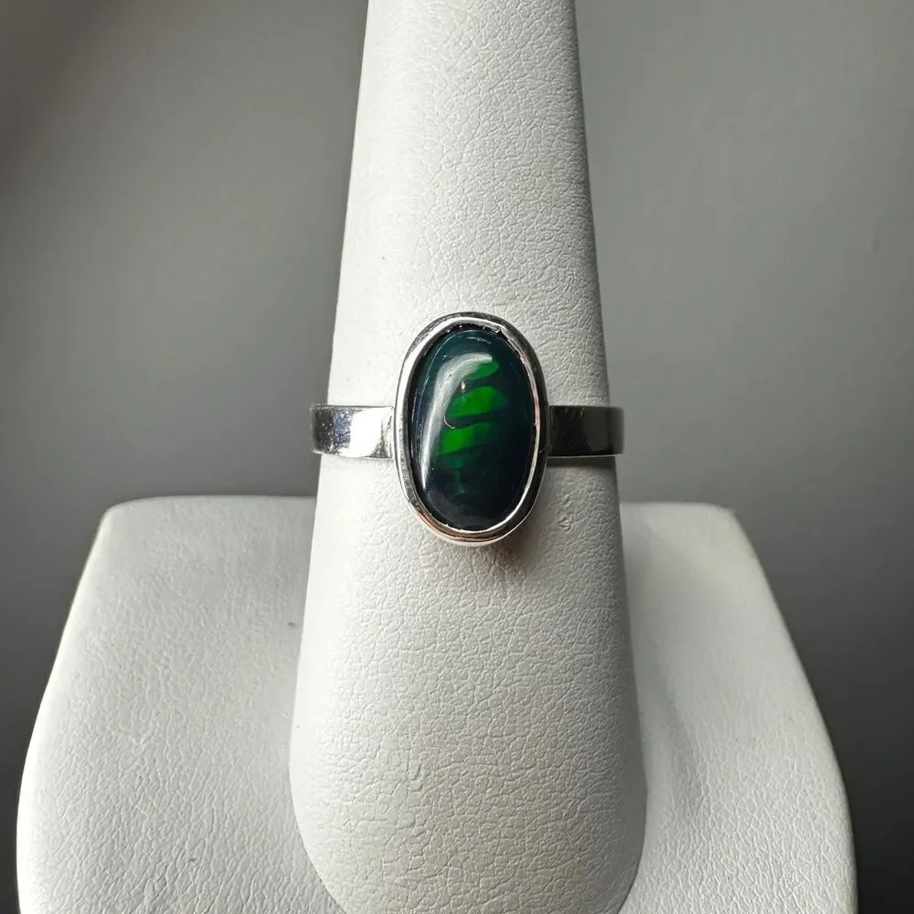 NWOT 6x10m oval Opal cabochon solitaire setting‎ ring in solid sterling silver!